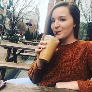 Meet your Posher, Briana